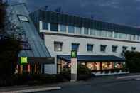 Exterior ibis Styles Paris Velizy