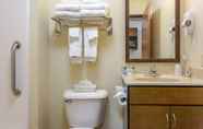 In-room Bathroom 3 Welcome Suites Minot