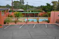 Swimming Pool Nowra Motor Inn