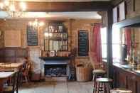 Bar, Kafe dan Lounge The Royal Oak