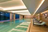 Swimming Pool Yanqi Hotel managed by Kempinski