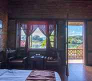 ห้องนอน 4 Riverside @ Hsipaw Resort