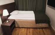 Kamar Tidur 2 Stay Xtra Hotel Kista