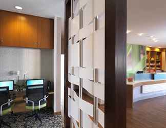 Sảnh chờ 2 SpringHill Suites Bridgeport Clarksburg