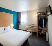 Bedroom 2 B&B Hotel Paris Est Bondy