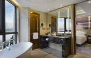 In-room Bathroom 5 Pullman Wenzhou