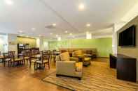 Lobby Sleep Inn & Suites Jourdanton - Pleasanton