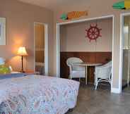 Phòng ngủ 7 Calafia Inn