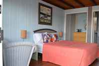 Bedroom Calafia Inn