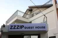 Luar Bangunan Zzzip Guest House