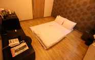 Kamar Tidur 5 Hotel Riversidecozy