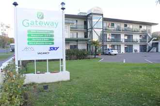 Exterior 4 Gateway International Motel