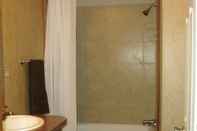 Toilet Kamar Eagle Ford Lodging