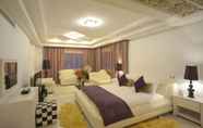 Kamar Tidur 5 The Penthouse Suites Hotel