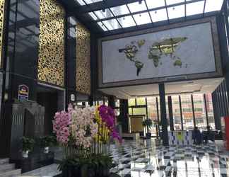 Lobi 2 Best Western Yantai Hotel