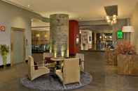 Lobby Park Inn by Radisson New Delhi IP Extension