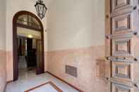Lobby Colosseo Panoramic Rooms