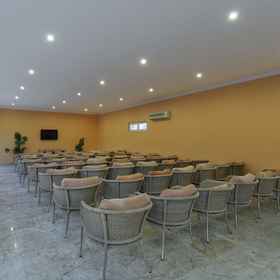 Coralis Sun Quin Beach 1, Hotel Konaklı Mosque