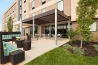 Common Space Home2 Suites by Hilton Clarksville/Ft. Campbell