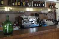 Bar, Cafe and Lounge Casa de Lobos