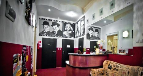 大堂 2 B Movie Hostel