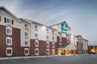 Exterior WoodSpring Suites Fredericksburg