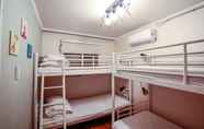 Kamar Tidur 2 Aroha Guest House