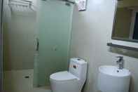 Toilet Kamar Buddy's Hostel