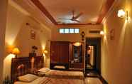 Bedroom 7 Hotel Rishi Regency