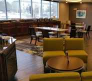 Restaurant 7 Best Western Plus Boardman Inn & Suites