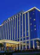 EXTERIOR_BUILDING HUALUXE Hotels & Resorts Yangjiang City Center, an IHG Hotel