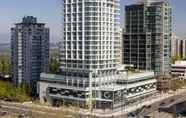 Exterior 6 Element Vancouver Metrotown