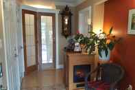 Lobby Above The Inlet B&B and Vacation Rental