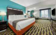 Bedroom 6 La Quinta Inn & Suites by Wyndham Houston Humble Atascocita