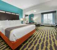 Bilik Tidur 6 La Quinta Inn & Suites by Wyndham Houston Humble Atascocita