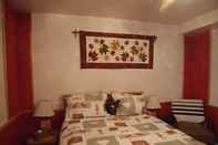 Bilik Tidur Our Valley View Bed & Breakfast