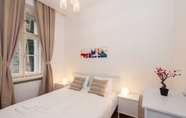 Kamar Tidur 2 Designer Prague City Apartments