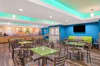 Bar, Kafe dan Lounge La Quinta Inn & Suites by Wyndham Grand Forks