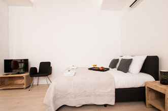 Bedroom 4 Short Stay Group Gracia Serviced Apartments