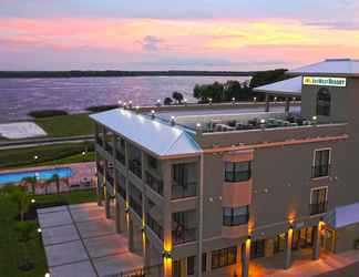 Exterior 2 Key West Resort on Lake Dora