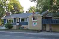 Exterior Kelowna International Hostel