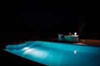 Swimming Pool Hotel SrCe Prirode