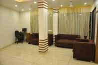 Lobby Hotel Ashish