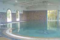 Swimming Pool Royal Rihana Hotel