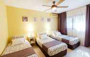 Phòng ngủ 7 Los Corales Tropical Beach Resort & SPA