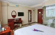 Bilik Tidur 7 GreenTree Inn Shanghai PVG HuaXia East Rd Station Hotel