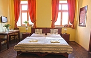 Kamar Tidur 5 Hotel Stein Elbogen