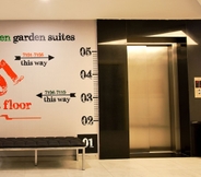 Lobi 5 Green Garden Suites Hotel