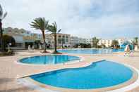 Swimming Pool Hôtel Djerba Castille