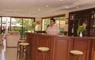 Bar, Kafe dan Lounge 7 Side Hera Hotels